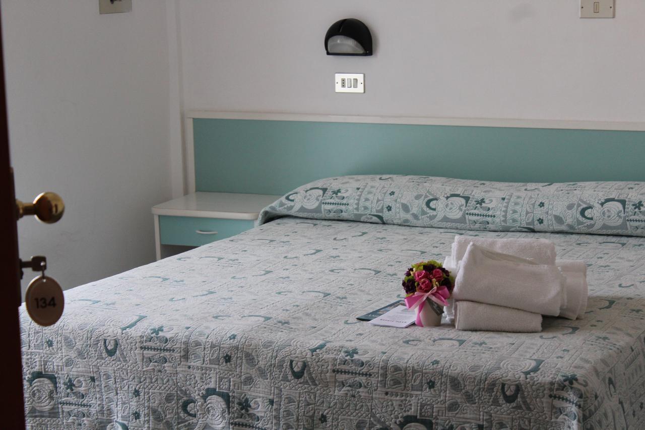 Hotel American Bellaria-Igea Marina Bilik gambar