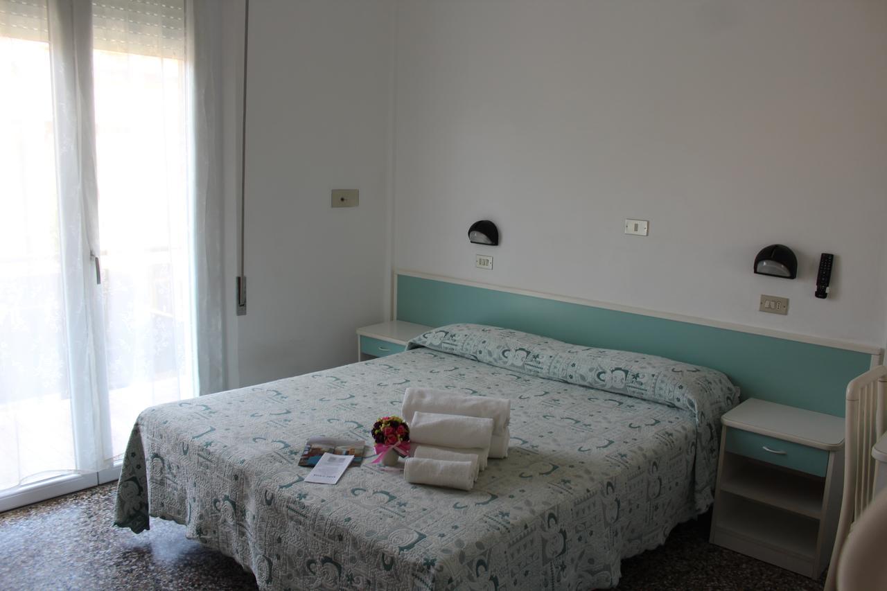Hotel American Bellaria-Igea Marina Bilik gambar