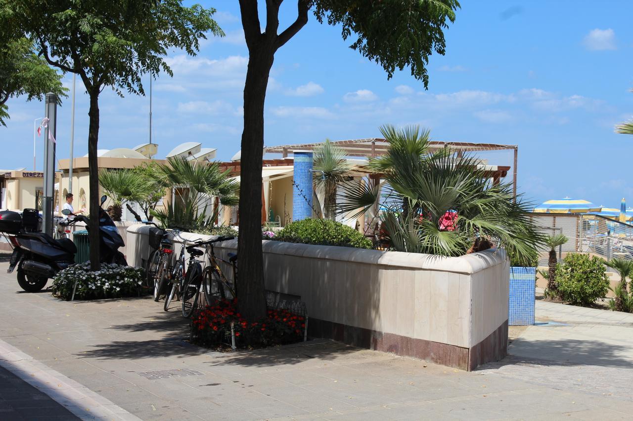 Hotel American Bellaria-Igea Marina Luaran gambar